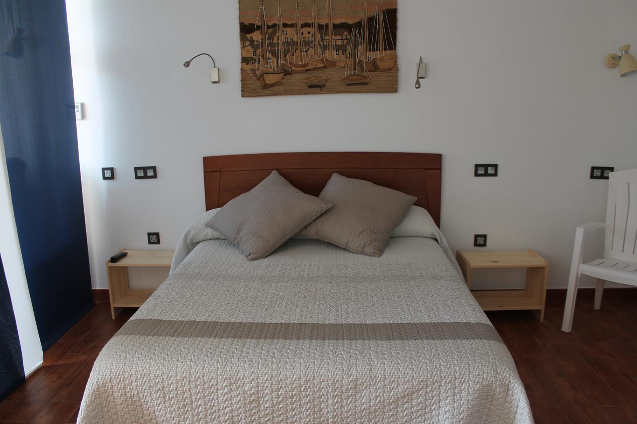 Apartamentos turísticos Vistademar Luarca Exterior foto