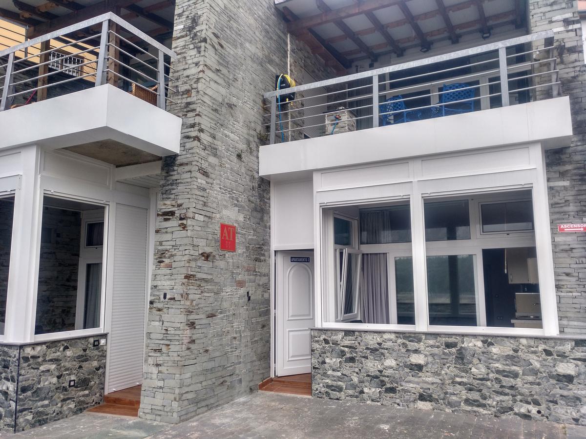 Apartamentos turísticos Vistademar Luarca Exterior foto