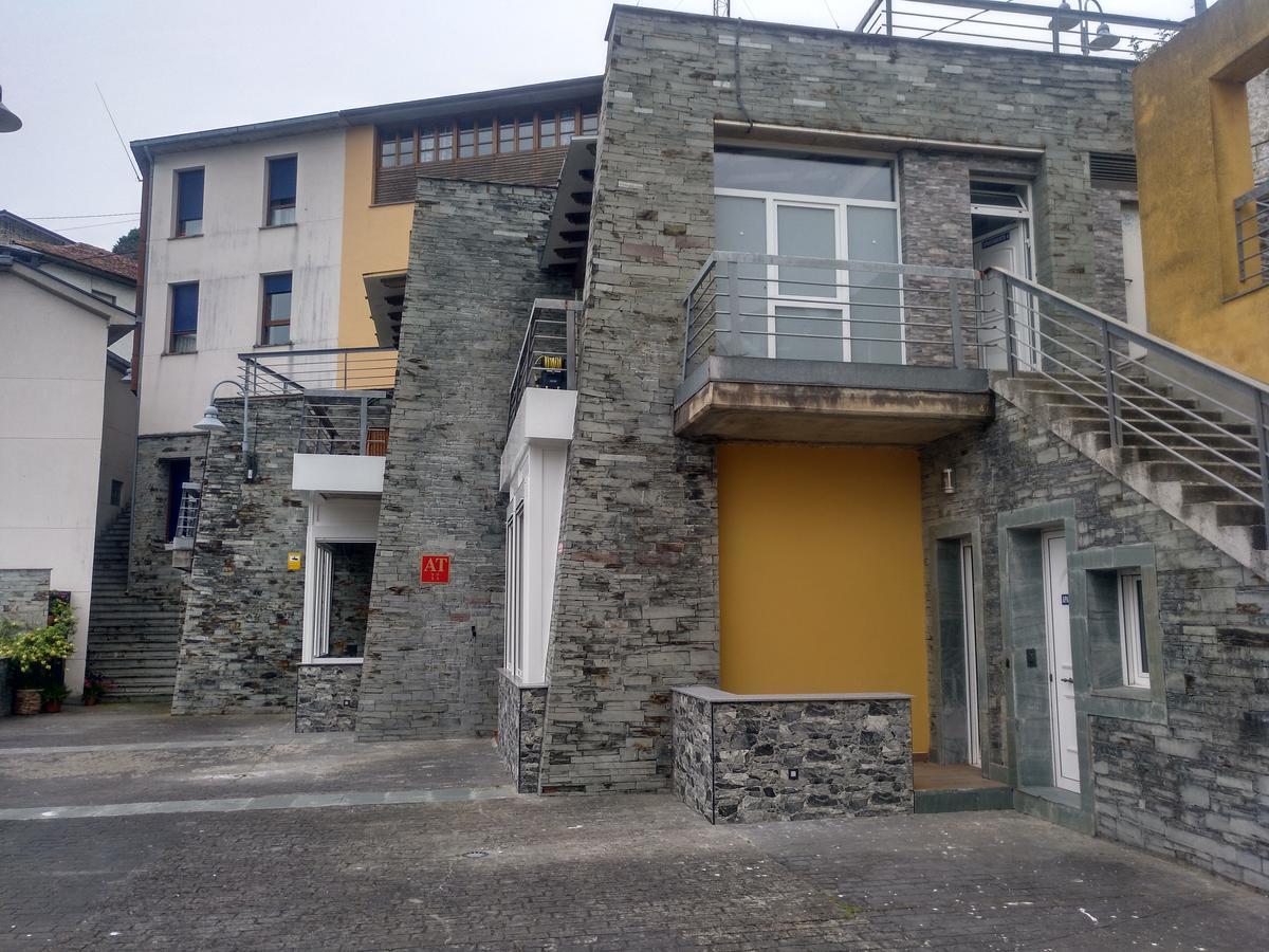Apartamentos turísticos Vistademar Luarca Exterior foto